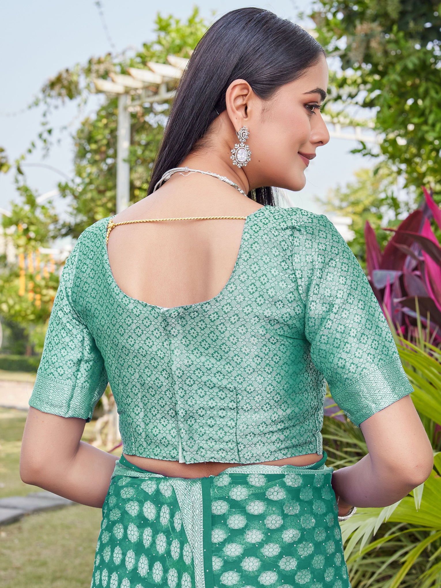 Rama Green Georgette Saree ANSH - View 9