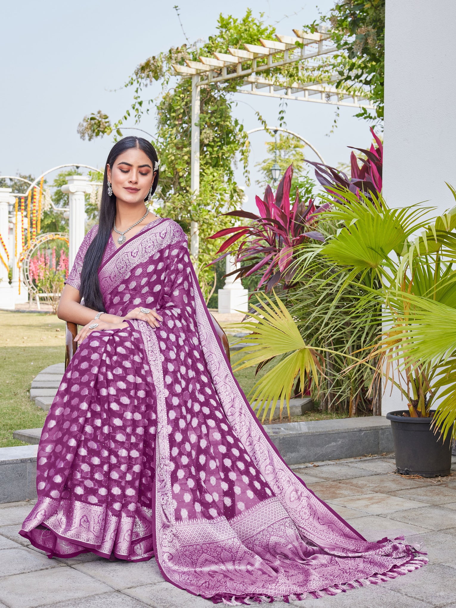 Wine Georgette Saree BATA - View 5
