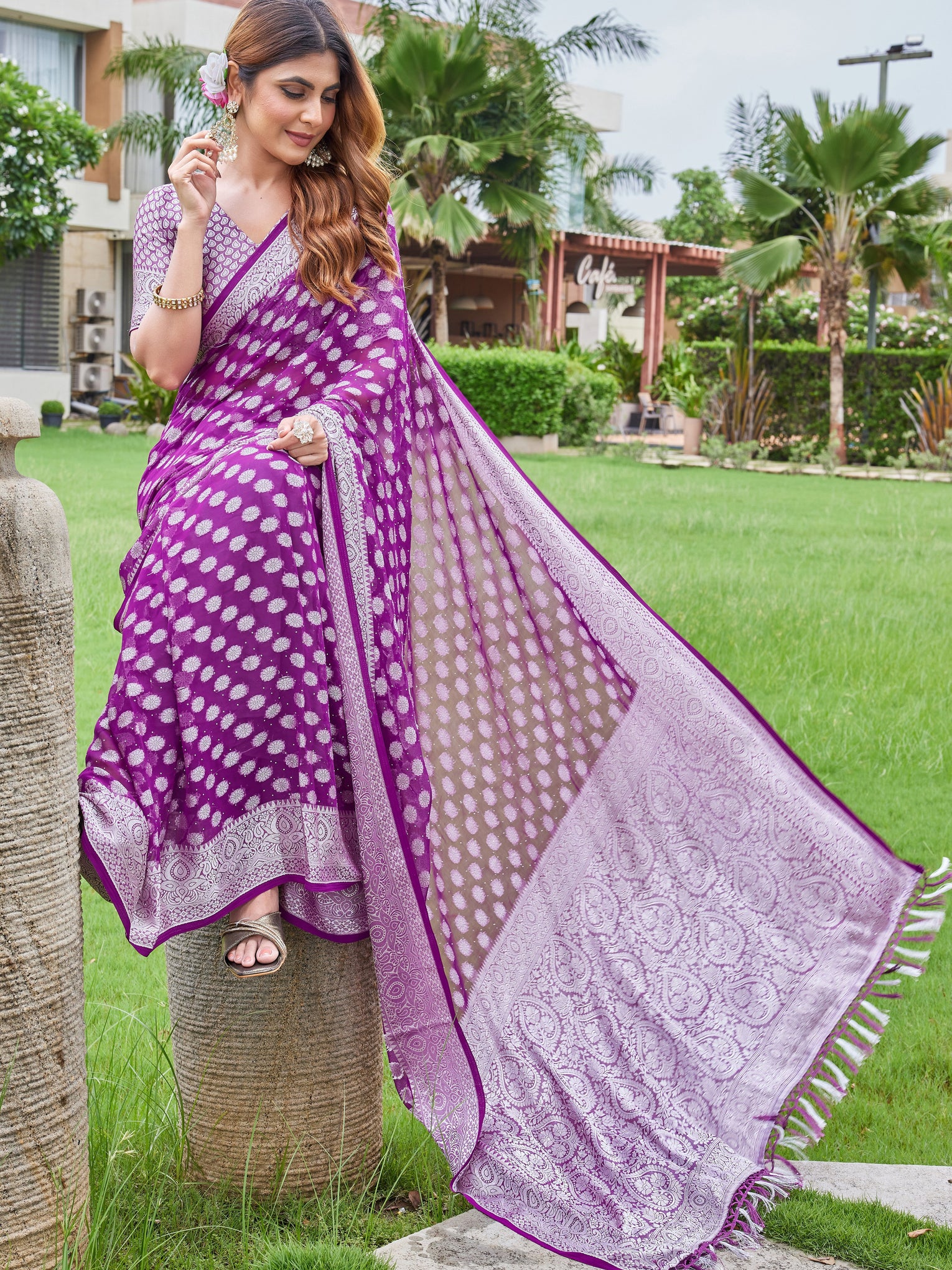 Wine Georgette Saree DUMAS - View 5