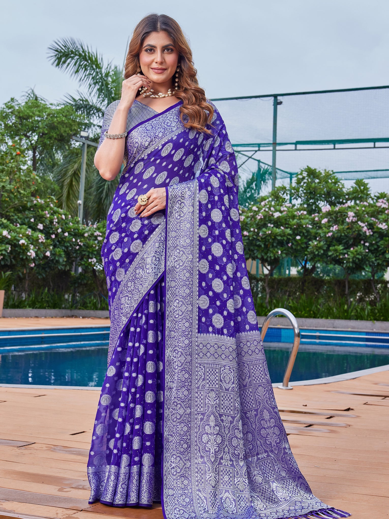 Purple Georgette Saree MAJURA - View 2