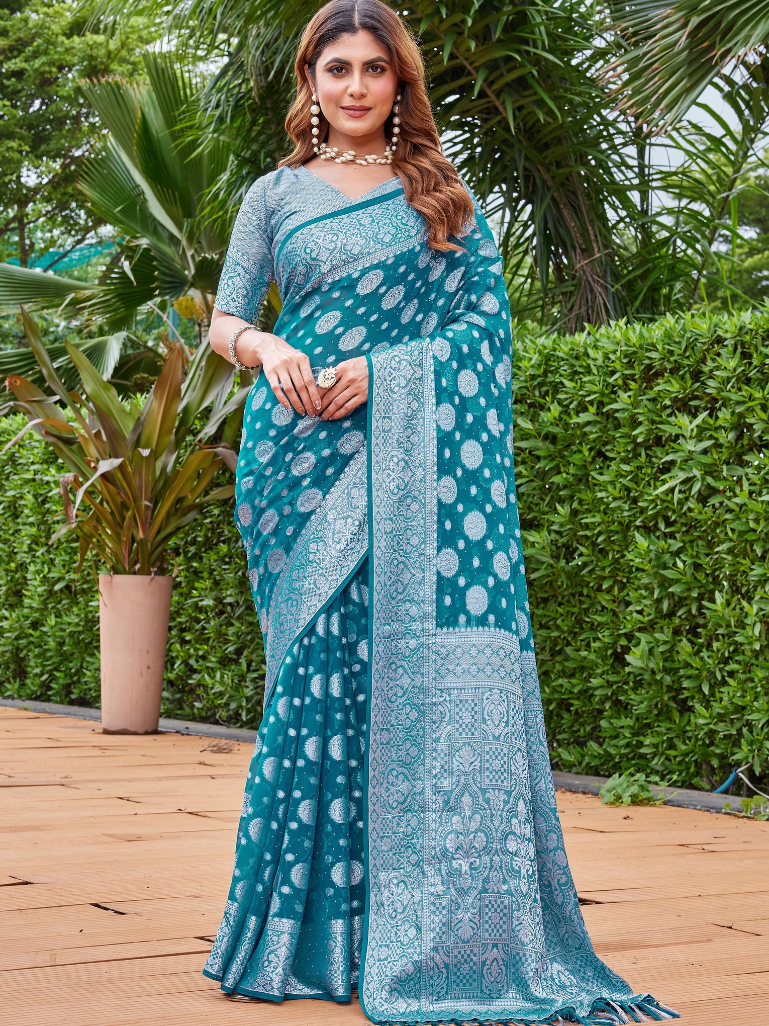 Rama Georgette Saree MAJURA - View 1