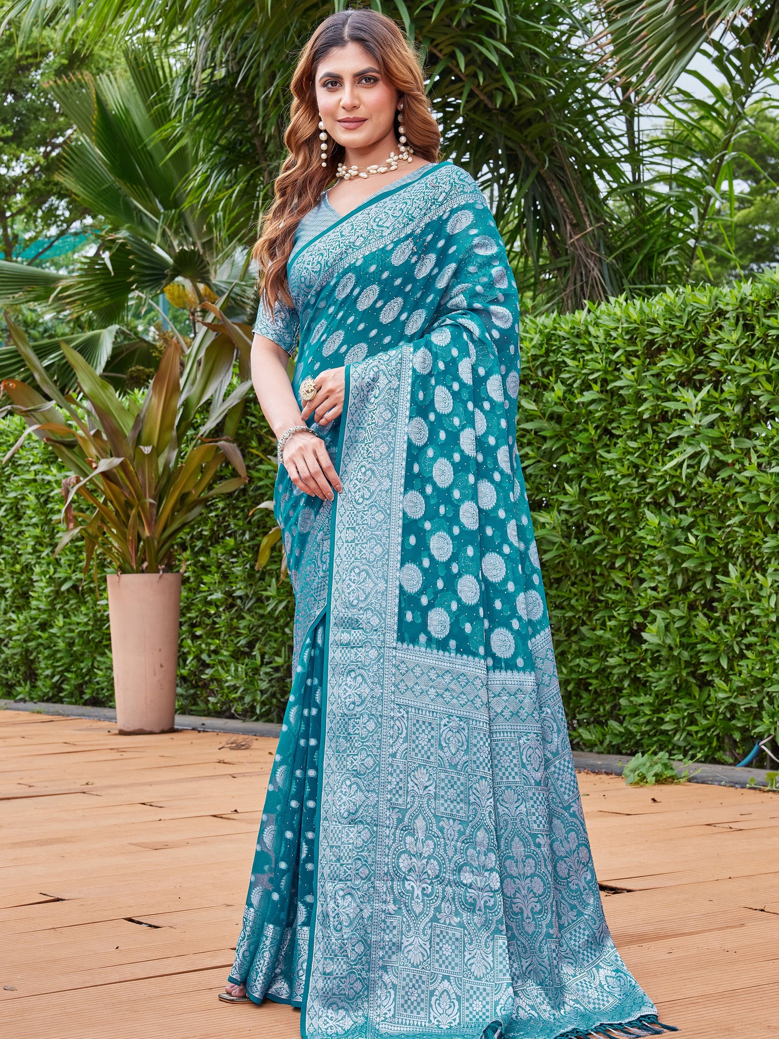 Rama Georgette Saree MAJURA - View 3