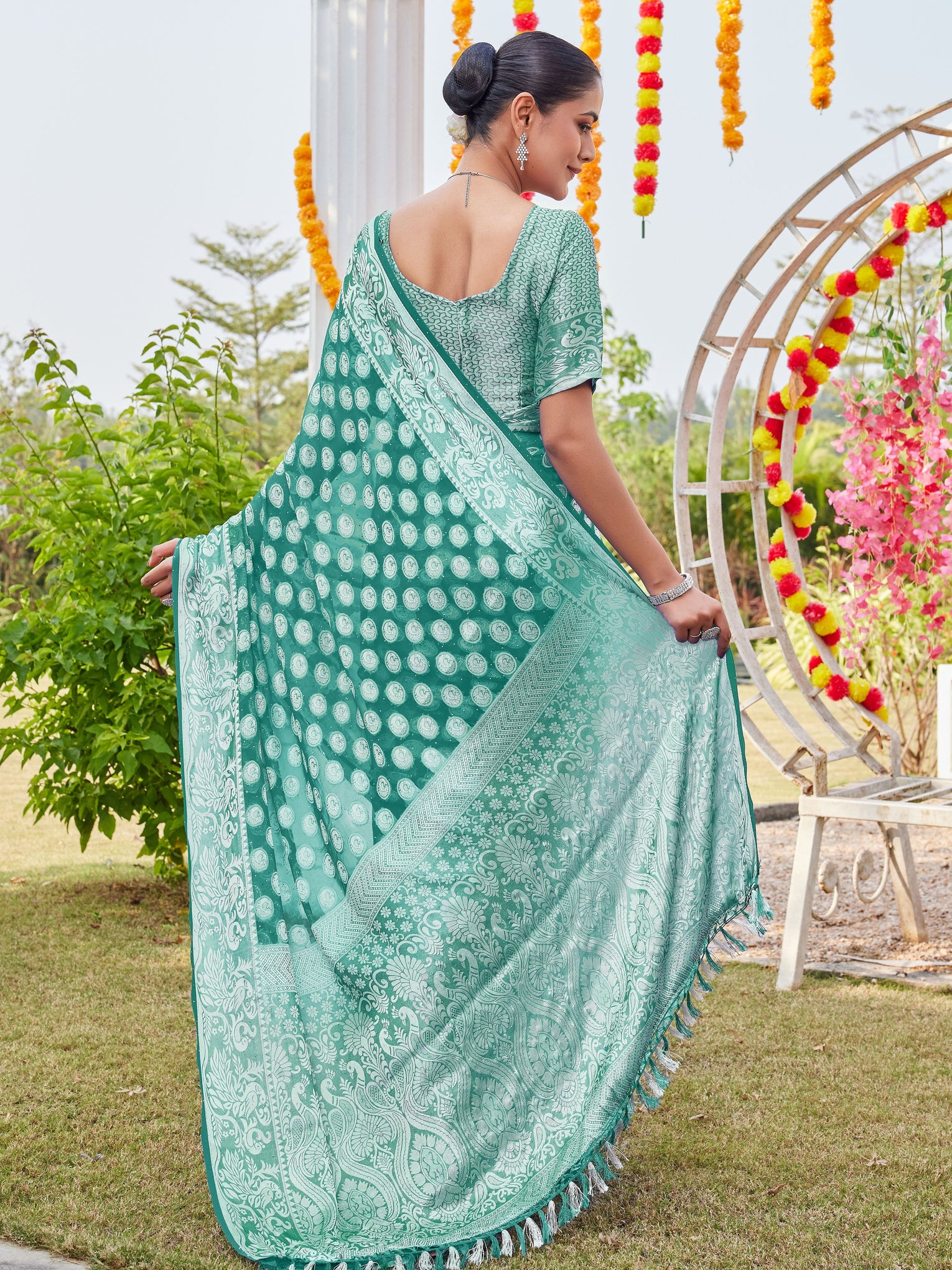 Rama Georgette Saree MANISH - View 4