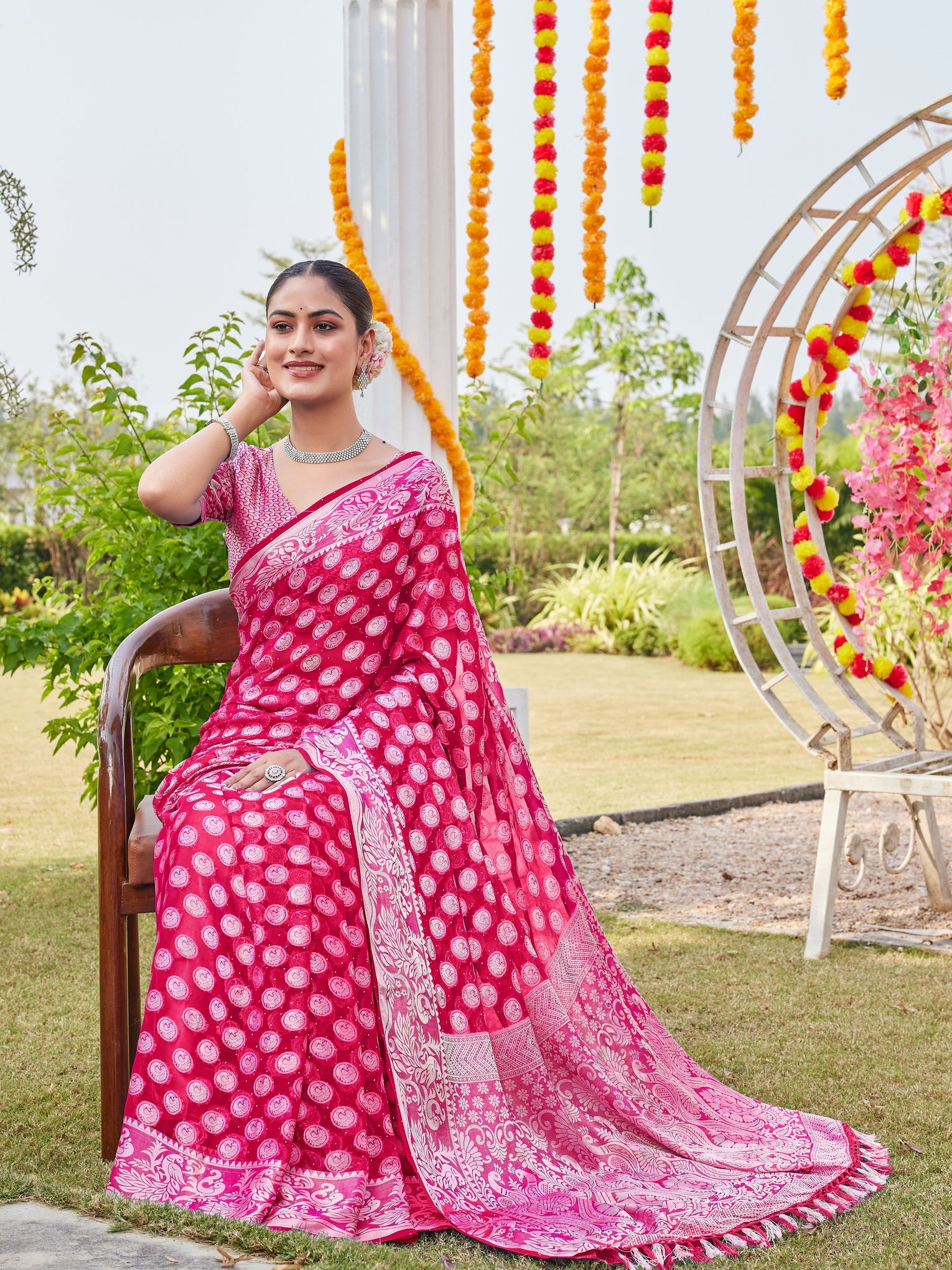 Rani Georgette Saree MANISH - View 6