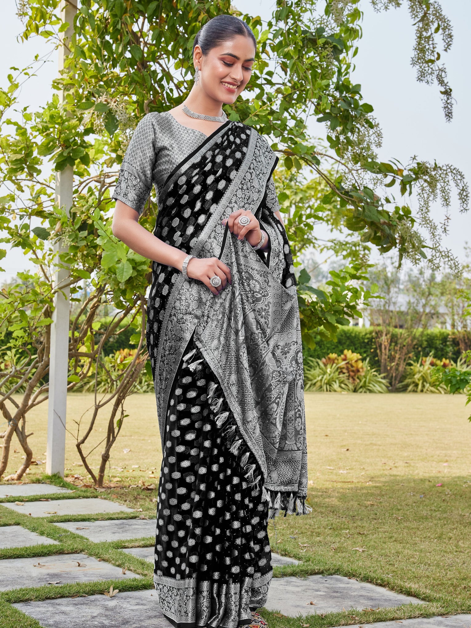 Black Georgette Saree PANKAJ - View 6