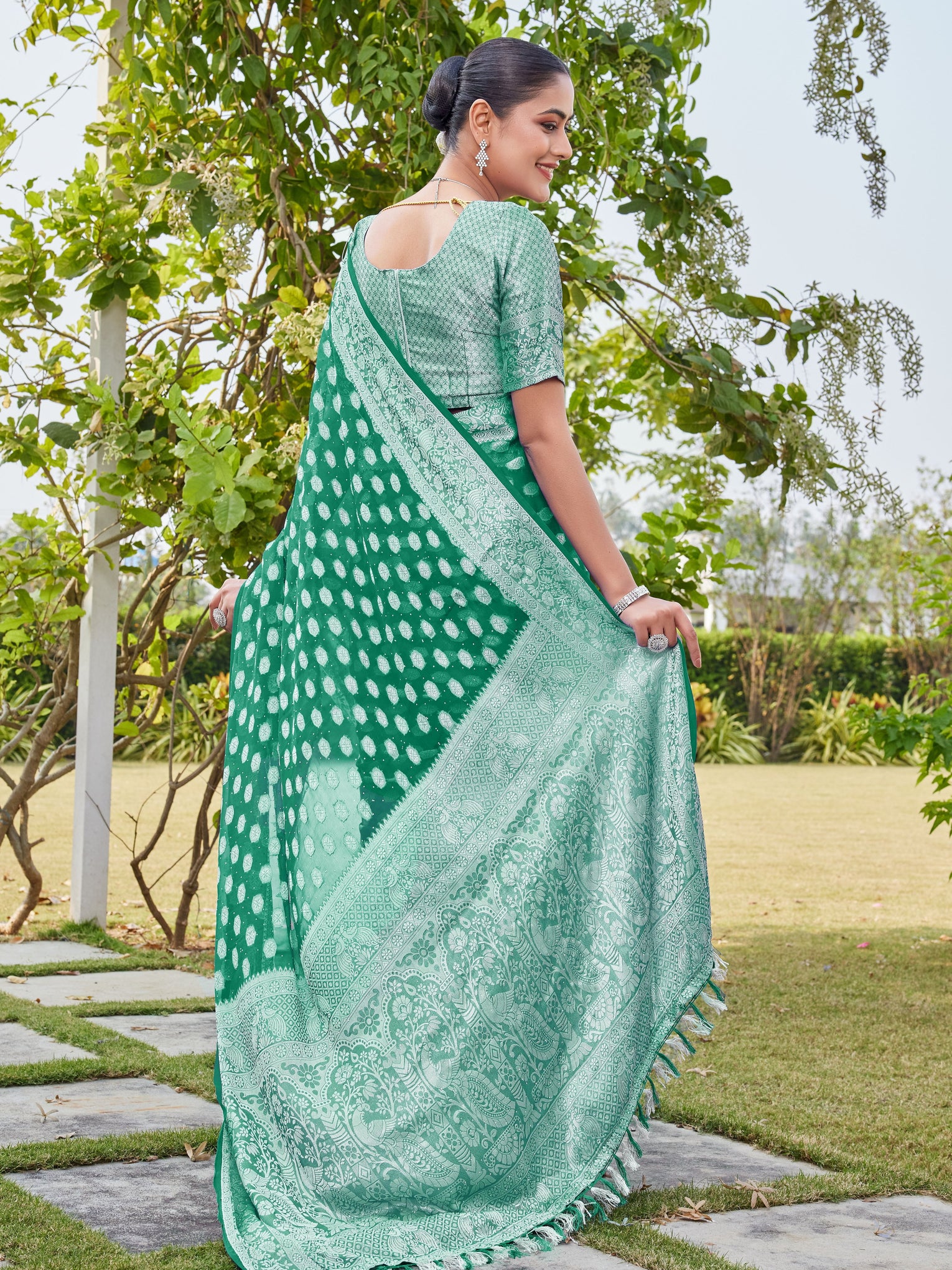 Rama Georgette Saree PANKAJ - View 4