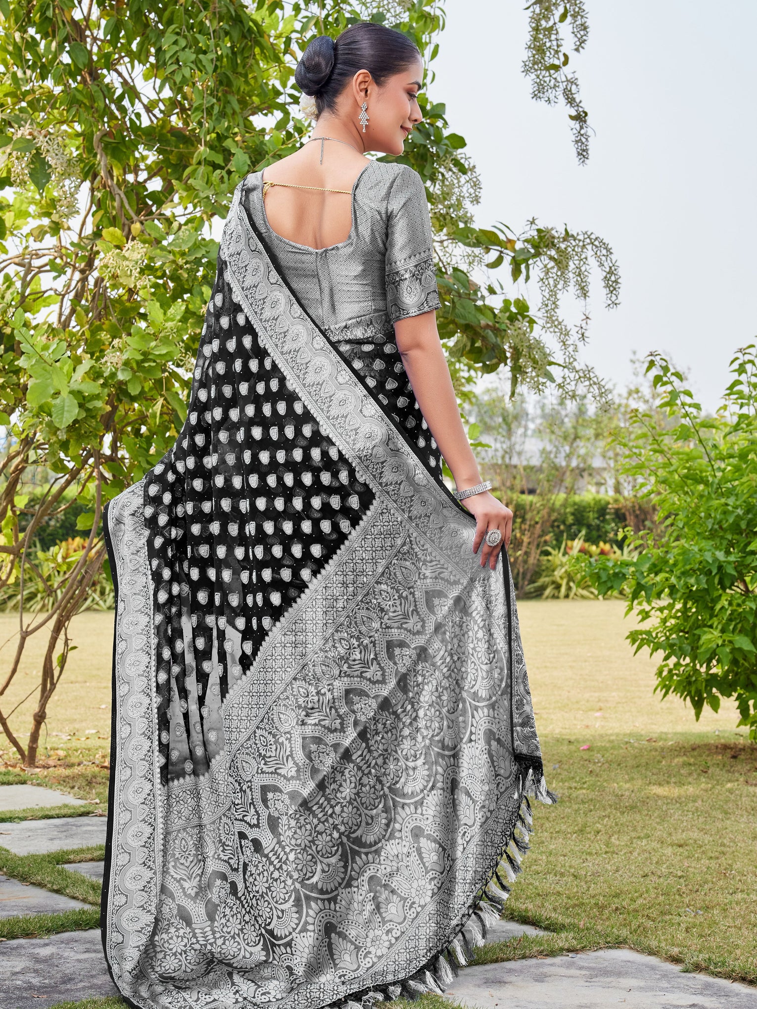 Black Georgette Saree RAJESH - View 4