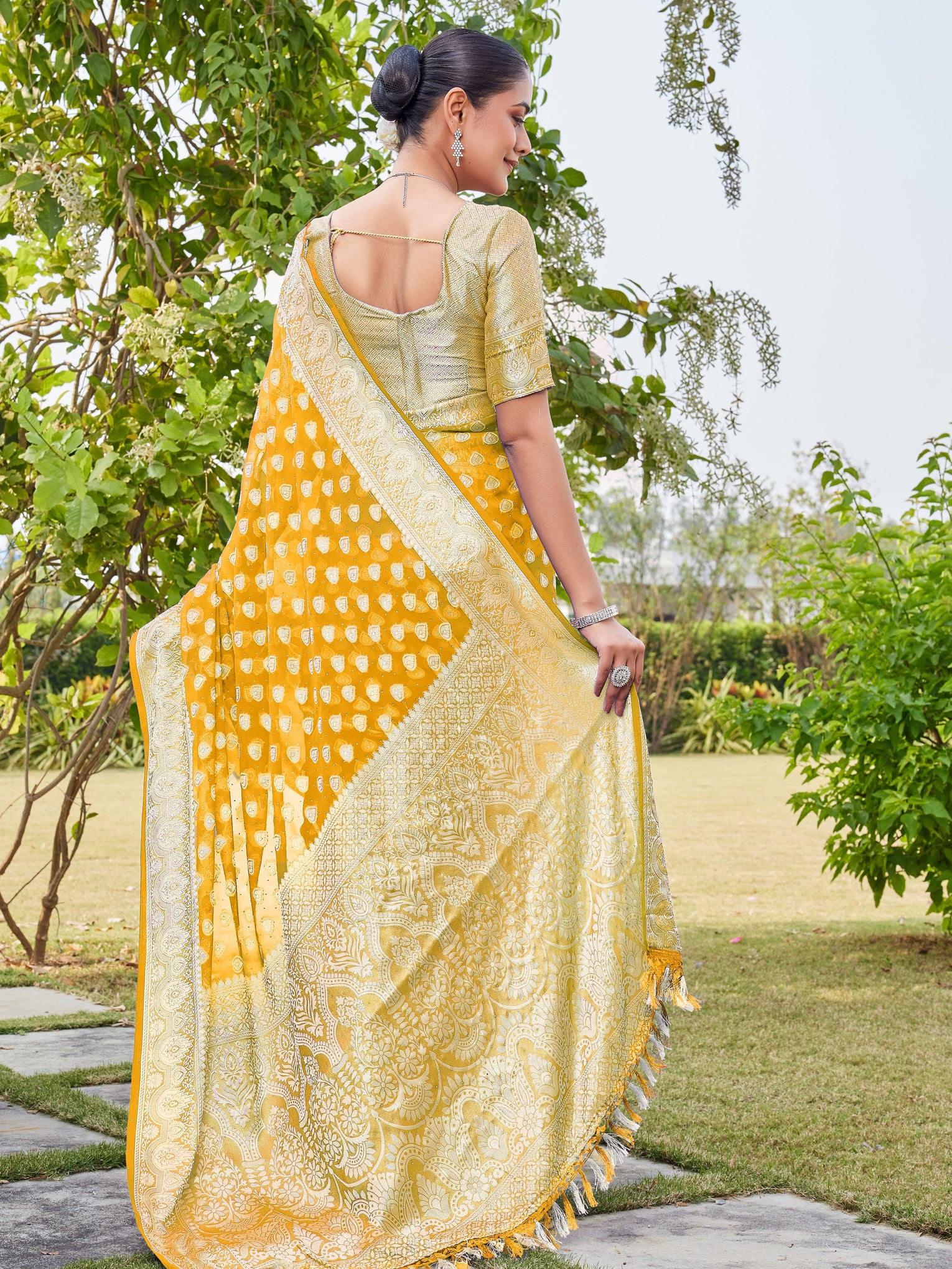 Gold Georgette Saree RAJESH - View 4