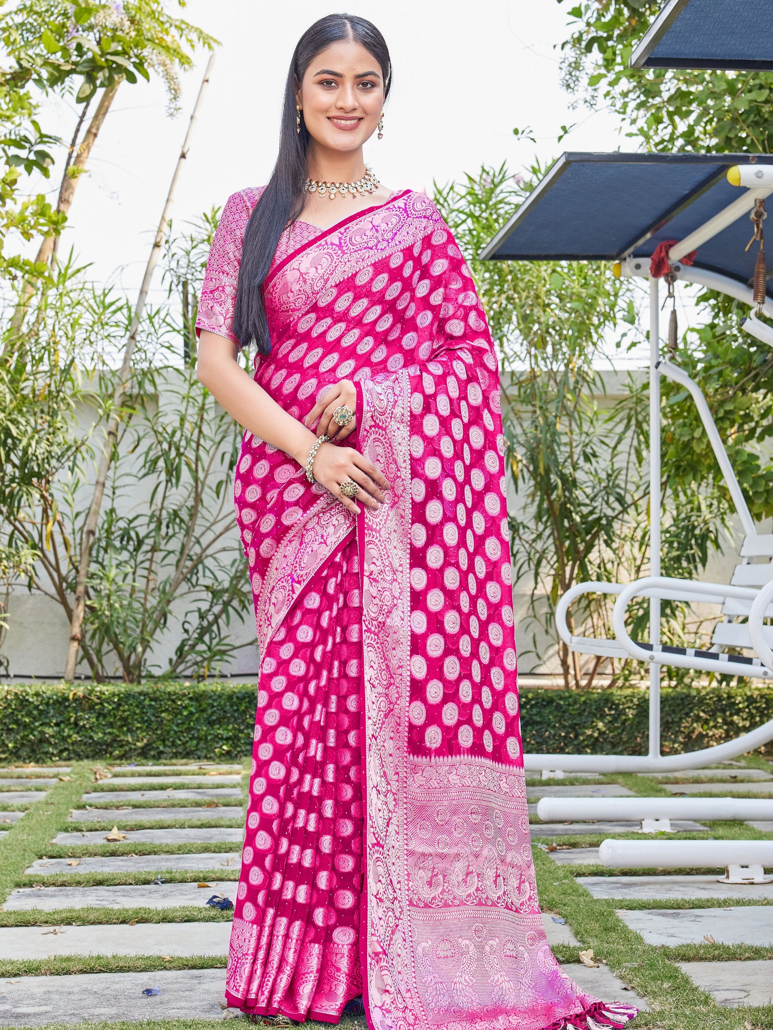 Rani Georgette Saree SANJAY - View 4